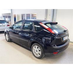 Ford Focus 1,6 Trend 5-d -05