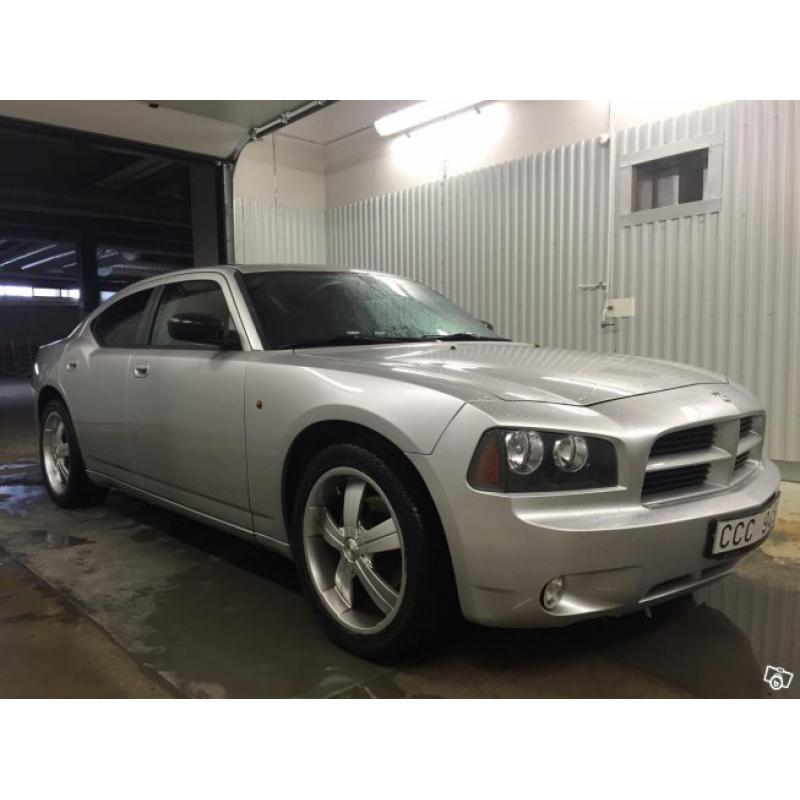 Dodge Charger -07